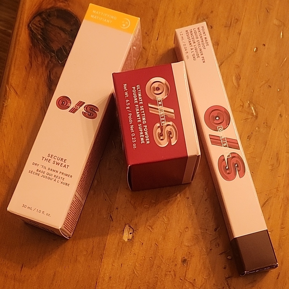 One SIZE Makeup Bundle